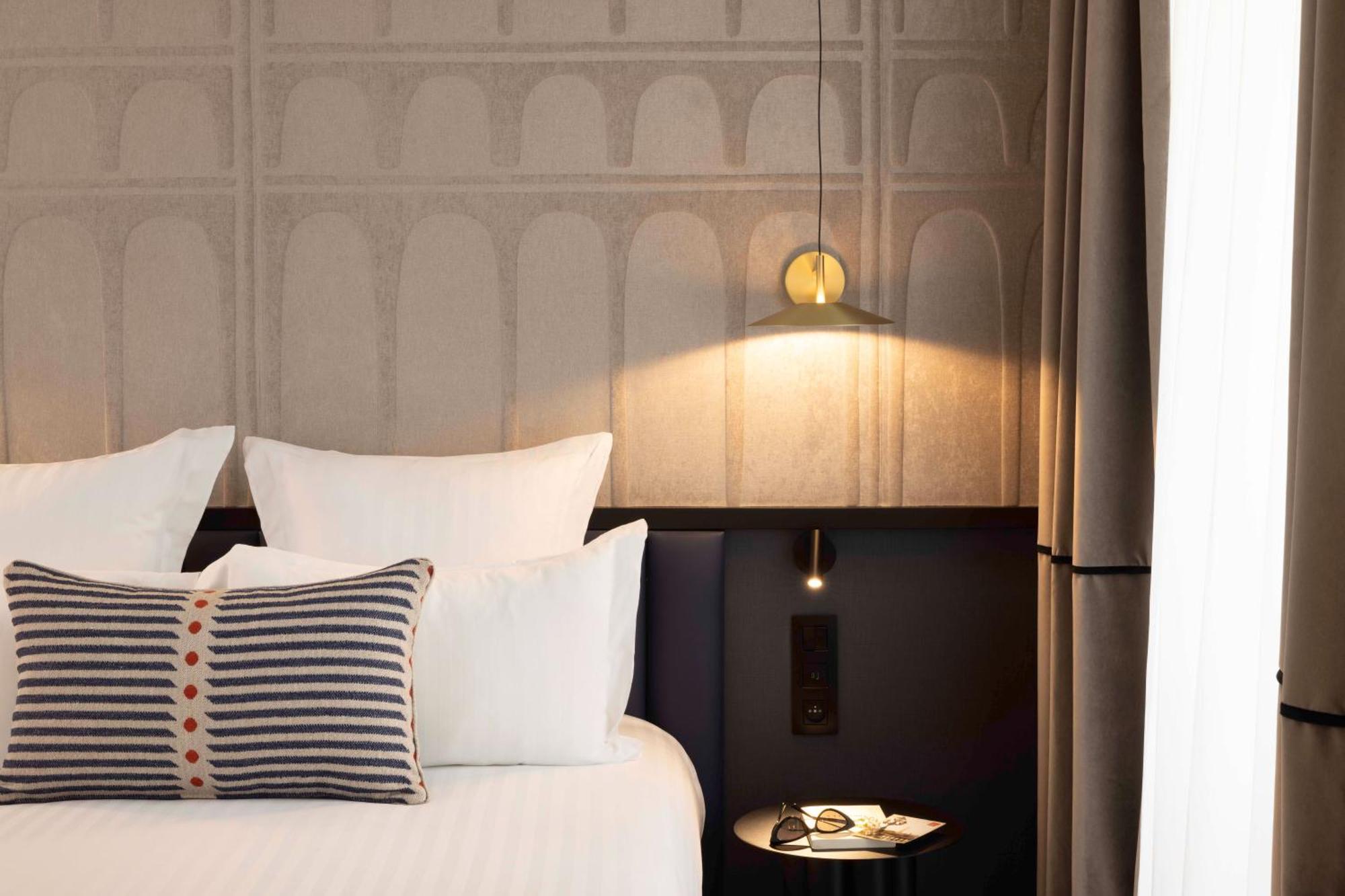 Hotel Grand Coeur Latin Paris Exteriör bild