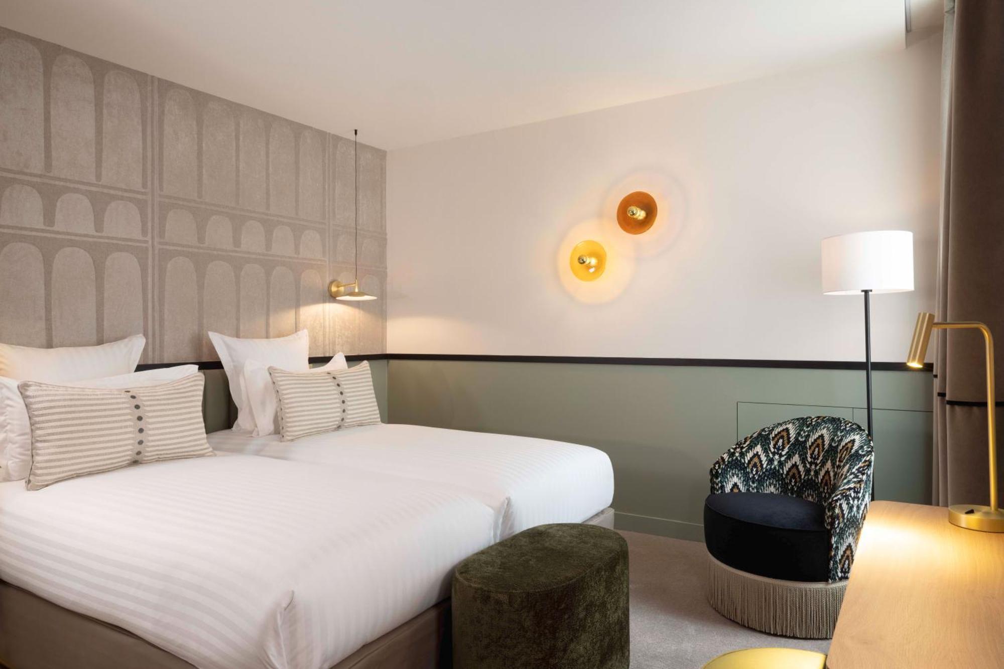 Hotel Grand Coeur Latin Paris Exteriör bild