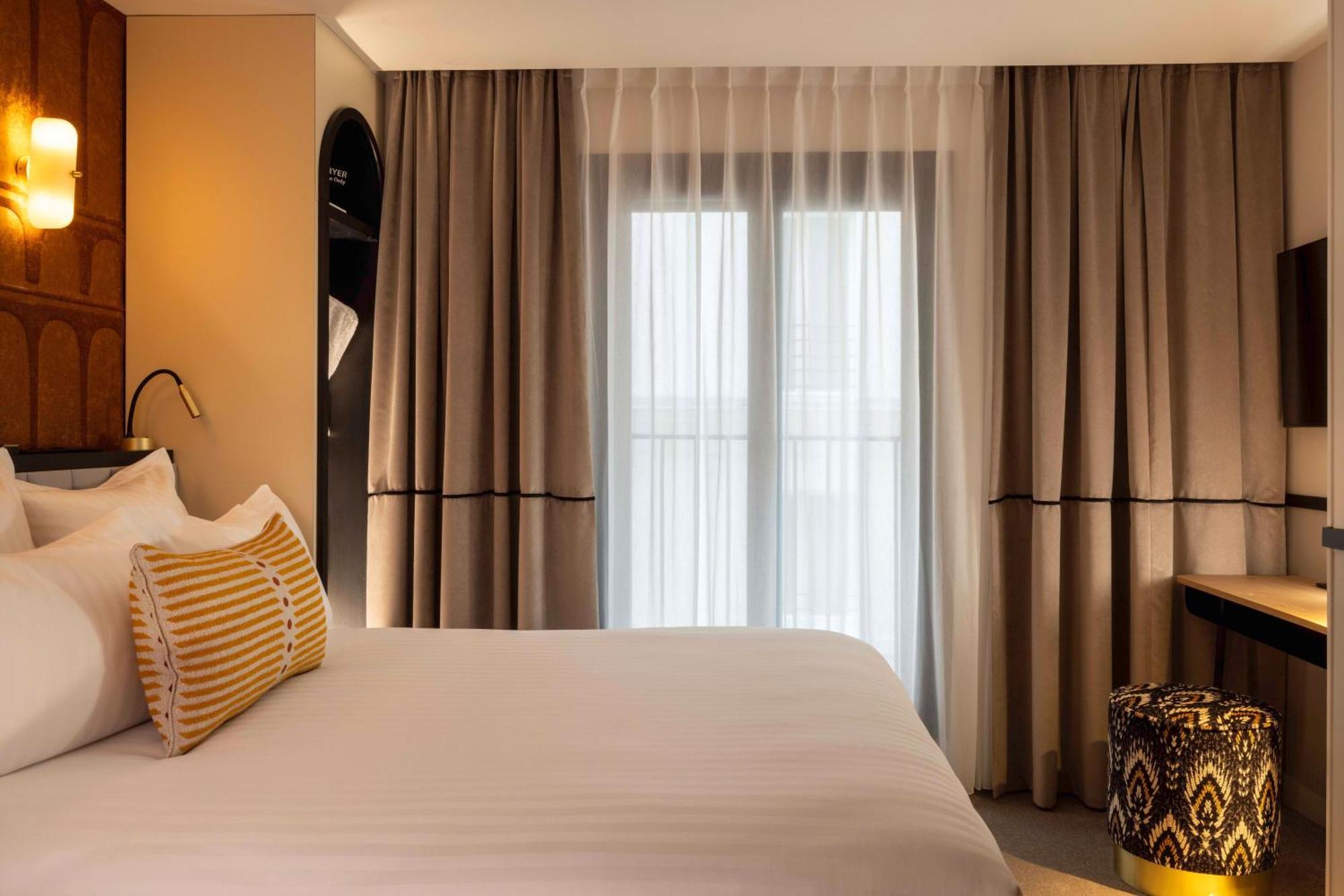 Hotel Grand Coeur Latin Paris Exteriör bild