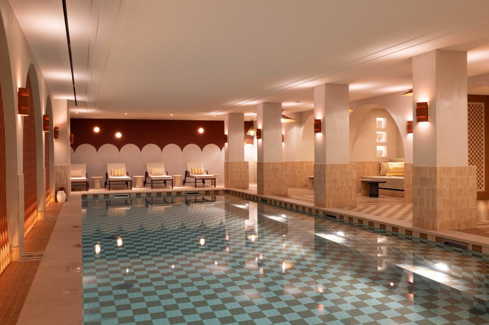 Hotel Grand Coeur Latin Paris Exteriör bild